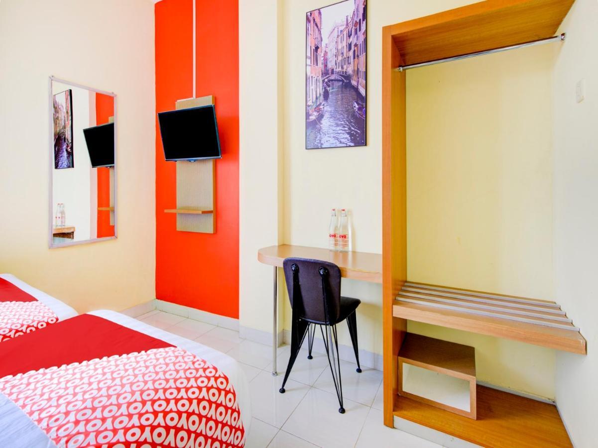 Oyo 3746 Double Tree Guesthouse Purwokerto Exterior foto